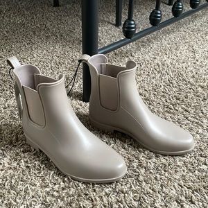 Target ankle rain boots